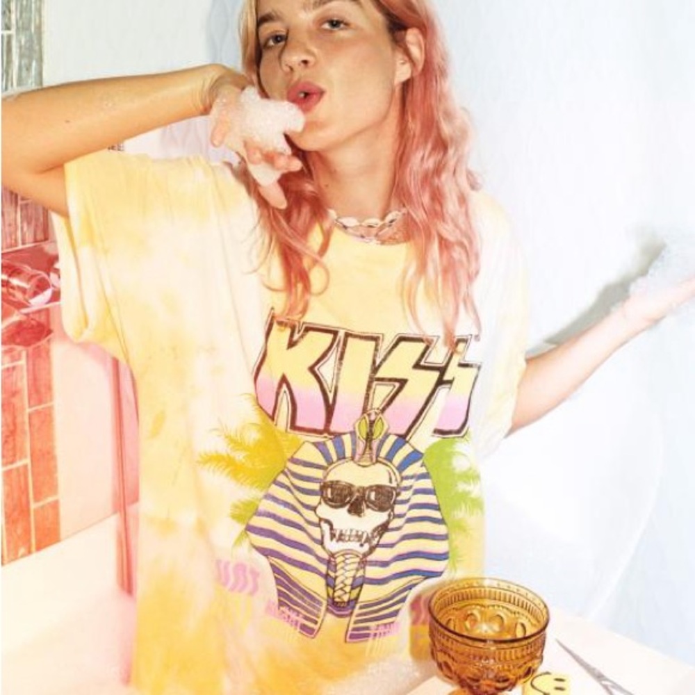 UO Kiss summer tour tie dye t-shirt